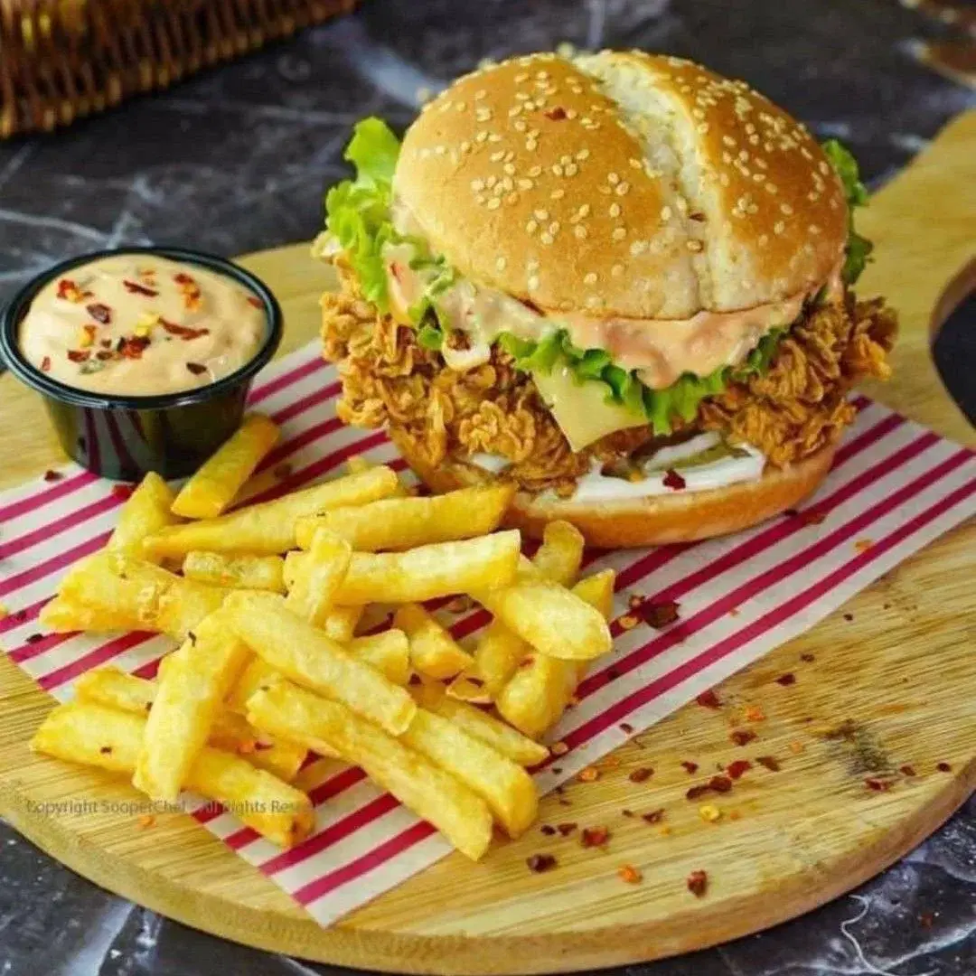 Chicken burger frite